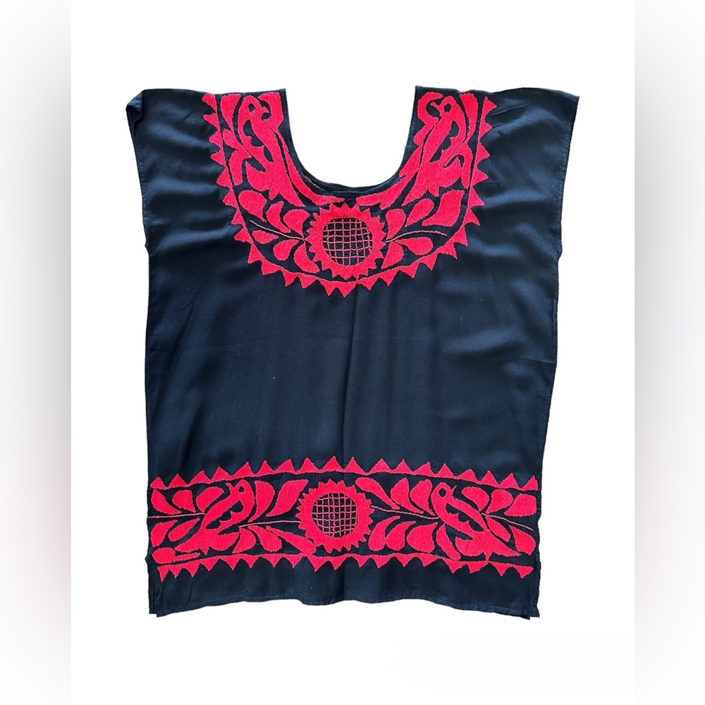 Liliana Jalapa Double Sided Embroidered Top